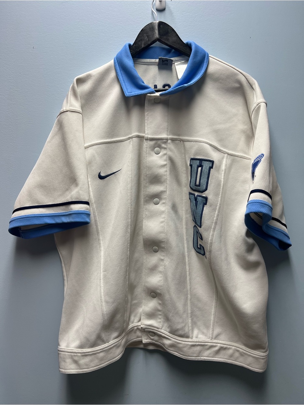 VTG 1990s Nike North Carolina Tar Heels Snap-Front Warm-Up Shirt Fits XL